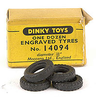 Dinky toys Lot de 24 Pneus 15/8   12 blanc et 12 Noir 